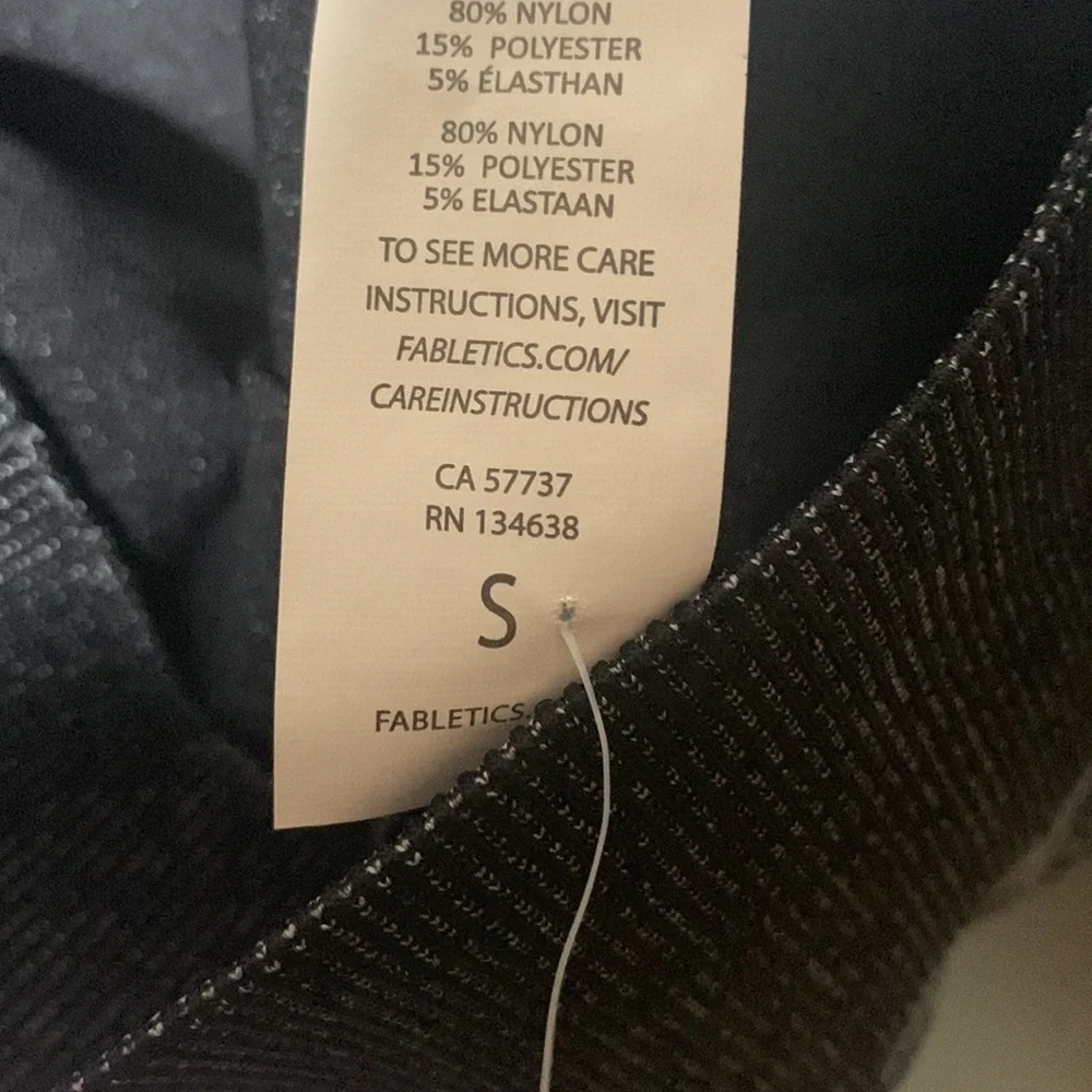 Fabletics Black High-Waisted Seamless Arlene Capri Tight Legging Size‎ S (4-6)